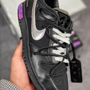 Nike dunk off-white 1,290